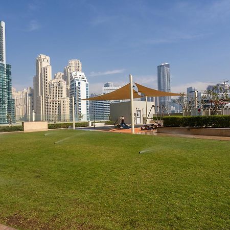 Waves Holiday Home - Waterfront Apartment With Breathtaking Sea Views Dubai Dış mekan fotoğraf