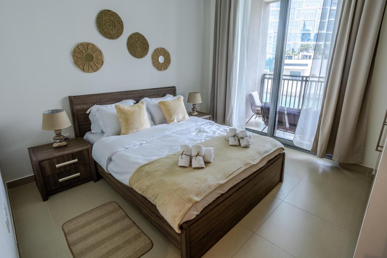Waves Holiday Home - Waterfront Apartment With Breathtaking Sea Views Dubai Dış mekan fotoğraf