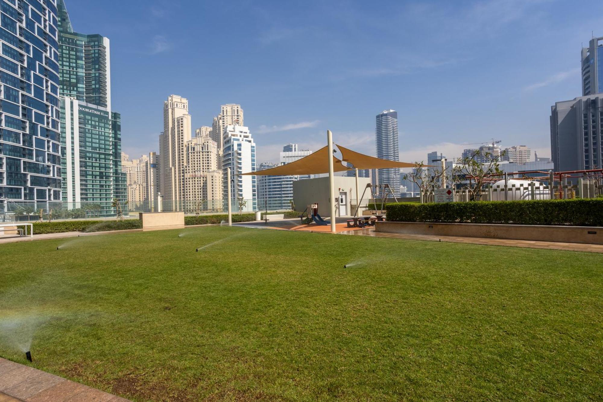 Waves Holiday Home - Waterfront Apartment With Breathtaking Sea Views Dubai Dış mekan fotoğraf
